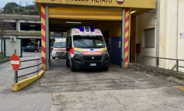 Serre, si ferisce col flex all’addome: artigiano operato d’urgenza