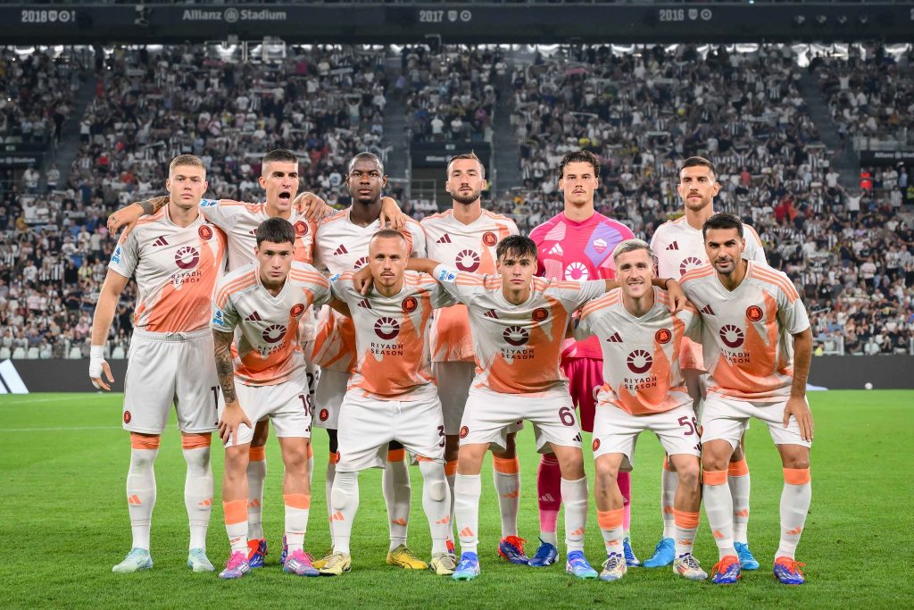 Pari tra Juve e Roma, l’Udinese batte il Como