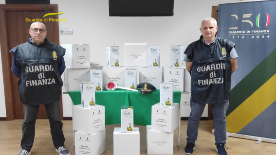 Gdf sequestra 660 litri di olio extravergine di oliva