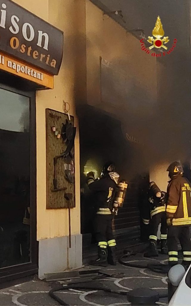 Cava de’ Tirreni, a fuoco pizzeria