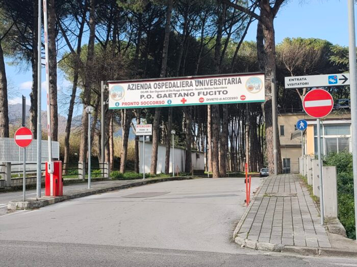 Mercato San Severino, visita in casa: pugni e schiaffi al sanitario