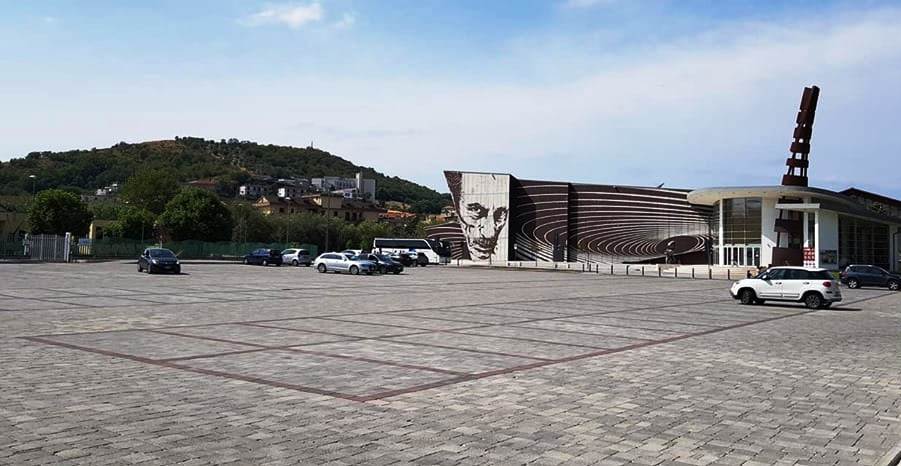 Agropoli, una piazza per Paolo Serra