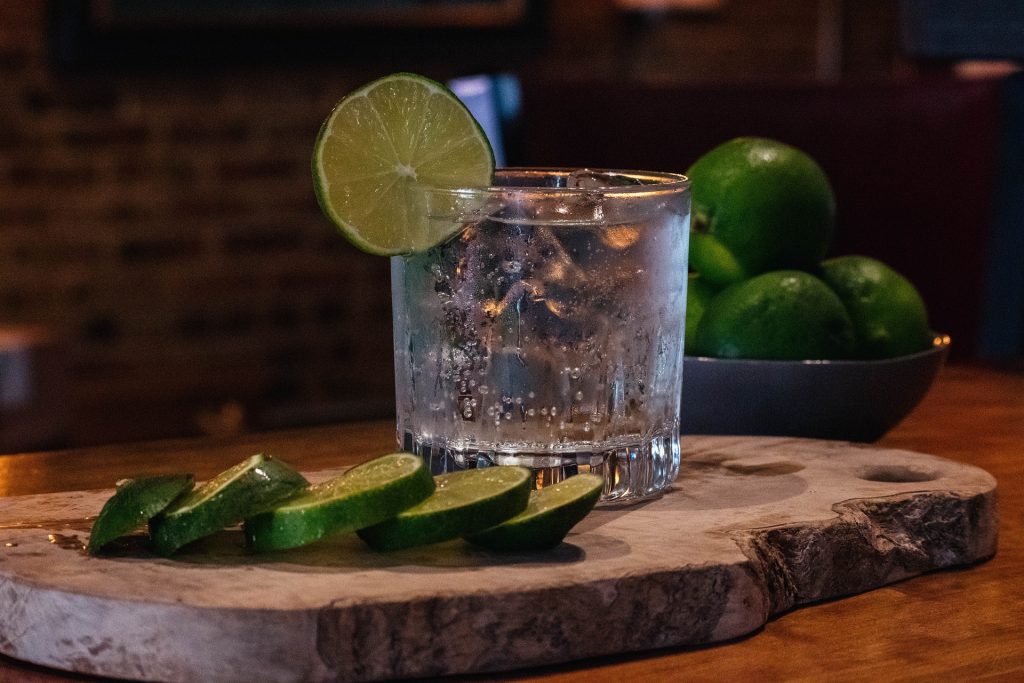 E nel bicchiere? C’è il Gin