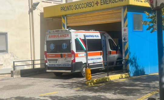 «Sulle ambulanze del 118 a Eboli rimasti solo gli autisti»