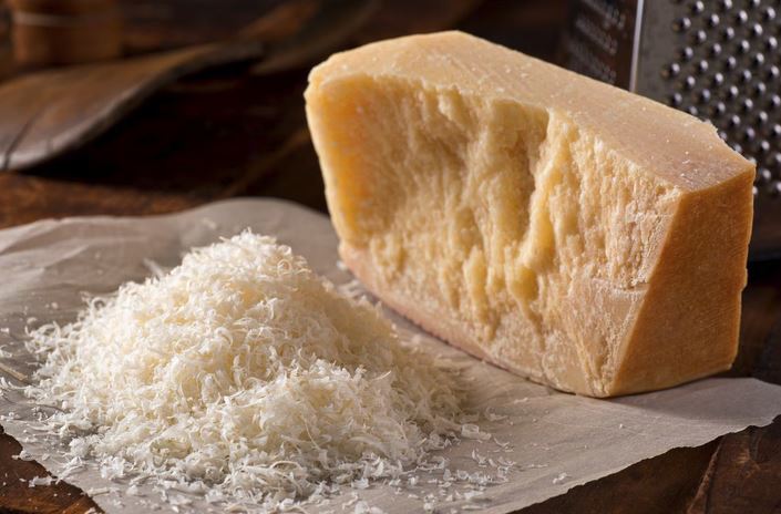 Grana Padana Dop grattugiato, possibile presenza di frammenti metallici