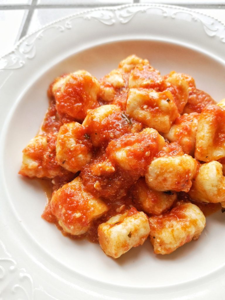 Gnocchi di ricotta al pomodoro