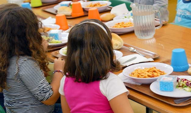 Mensa e pagamenti a Salerno, sistema in tilt ma i pasti sono salvi