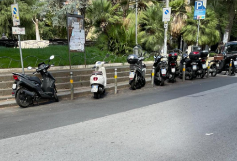 Furti di motorini, record al liceo “Tasso” di Salerno