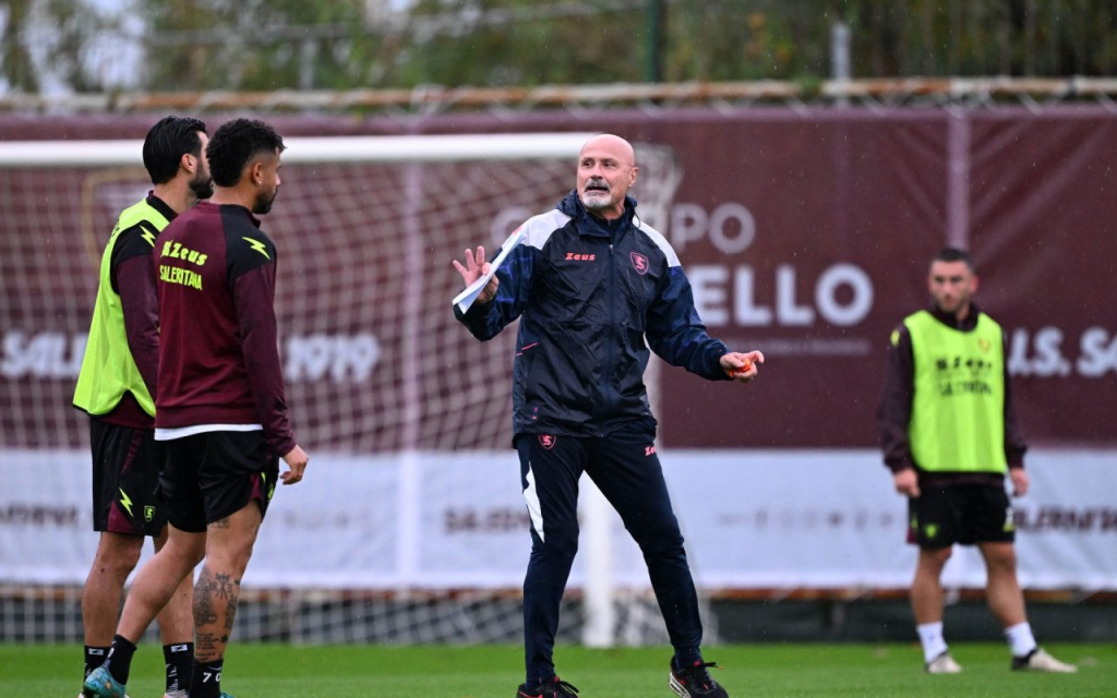 Salernitana, Colantuono sprona la squadra