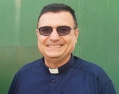 Ex parroco di Salerno aggredito in chiesa a Palermo