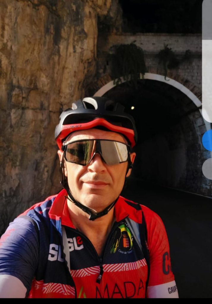 Maiori, ciclista perde la vita sulla “Amalfitana”
