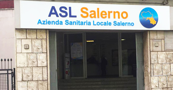 Oss in fila per un contratto: i candidati al “concorsone” dell’Asl Salerno