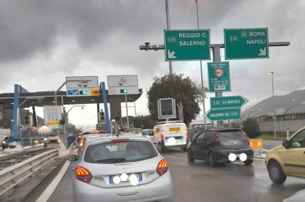Caos pendolari, rampa chiusa un mese