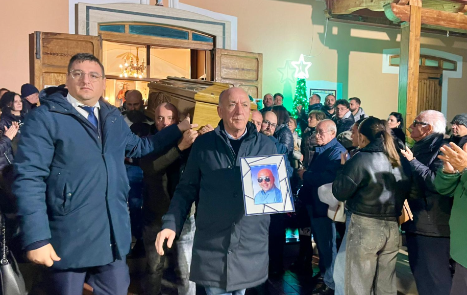 Battipaglia, addio “Svalvolato”: «Ti vogliamo bene»