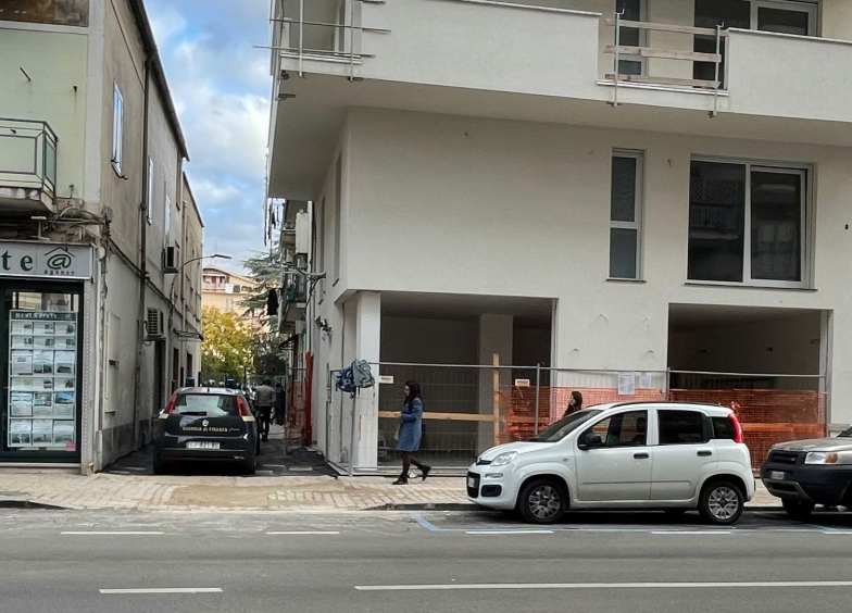 Battipaglia, i palazzi abusivi: ci sono altri indagati