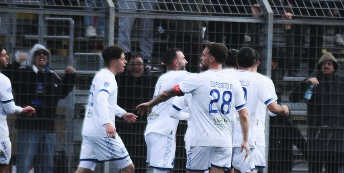 Paganese beffata dal Monterotondo nel finale