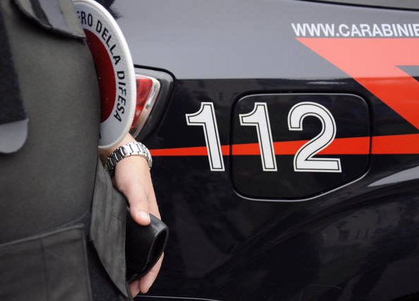 Salerno, rubano in un caseificio e a un distributore di benzina: accia ai ladri