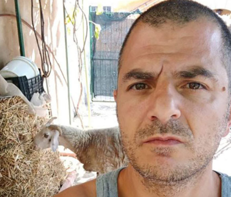 Giffoni Valle Piana, ha ucciso il papà: non andrà in carcere