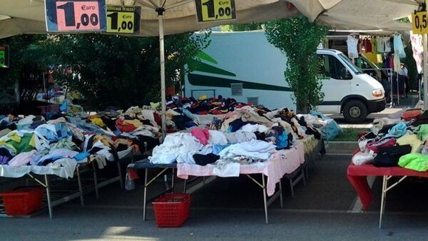 Troppe assenze, stop licenze ai mercatali di Salerno