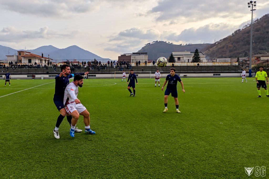 La Guiscards cade a Siano: «Minacciati e aggrediti»