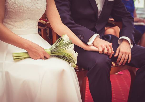 Eboli, madre della sposa si rompe la gamba al matrimonio