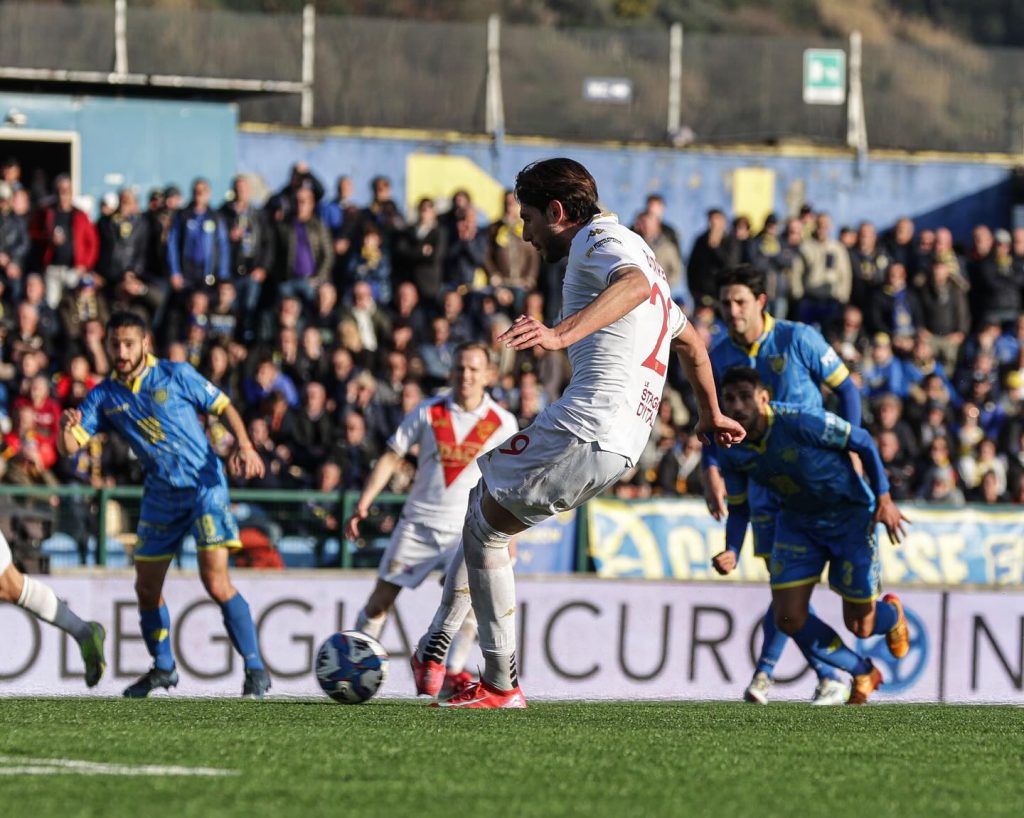 Il Brescia batte la Carrarese, Reggiana ko con il Sudtirol