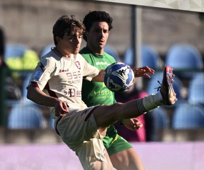 Salernitana in rimonta, ma la Carrarese resiste: finisce 3-2