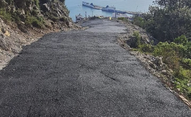 Salerno, scempio al sentiero vista mare