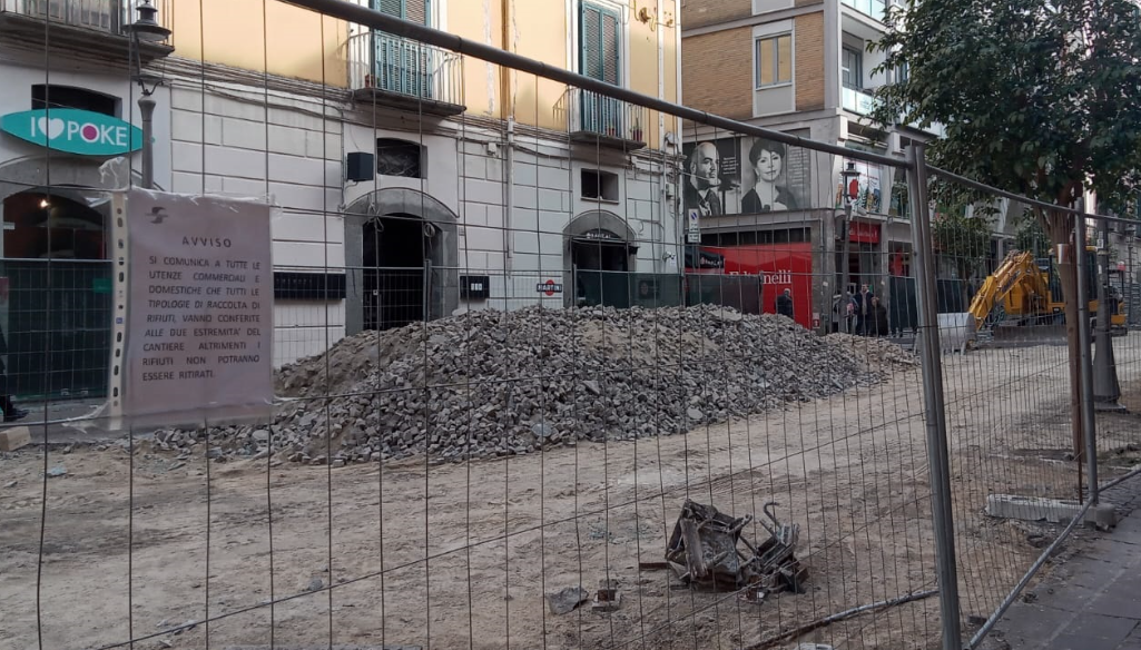 Salerno, ritrovamenti archeologici al Corso: il Comune prepara una variante