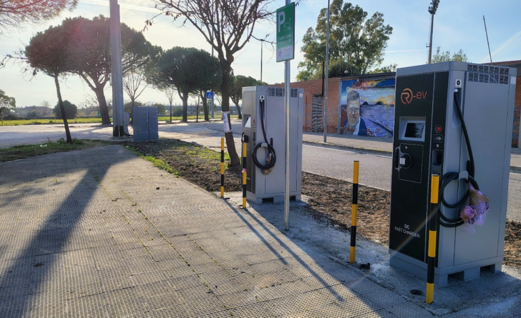 Veicoli elettrici, arrivano le colonnine a Eboli