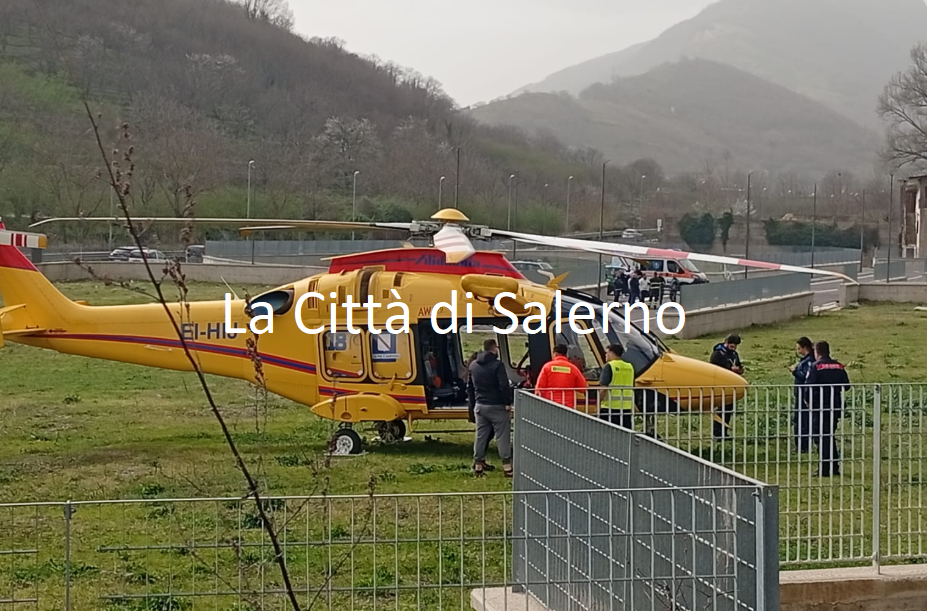 Mercato San Severino, uomo precipita in un burrone