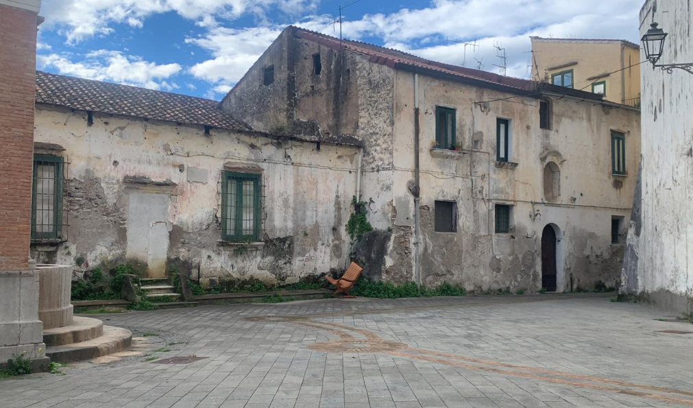 Salerno, i “tesori dimenticati” del Ruggi nel centro storico ora fanno acqua