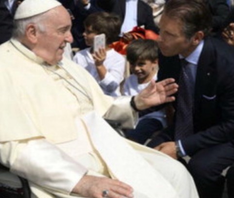 «Francesco, la forza umile che ha scosso il mondo»