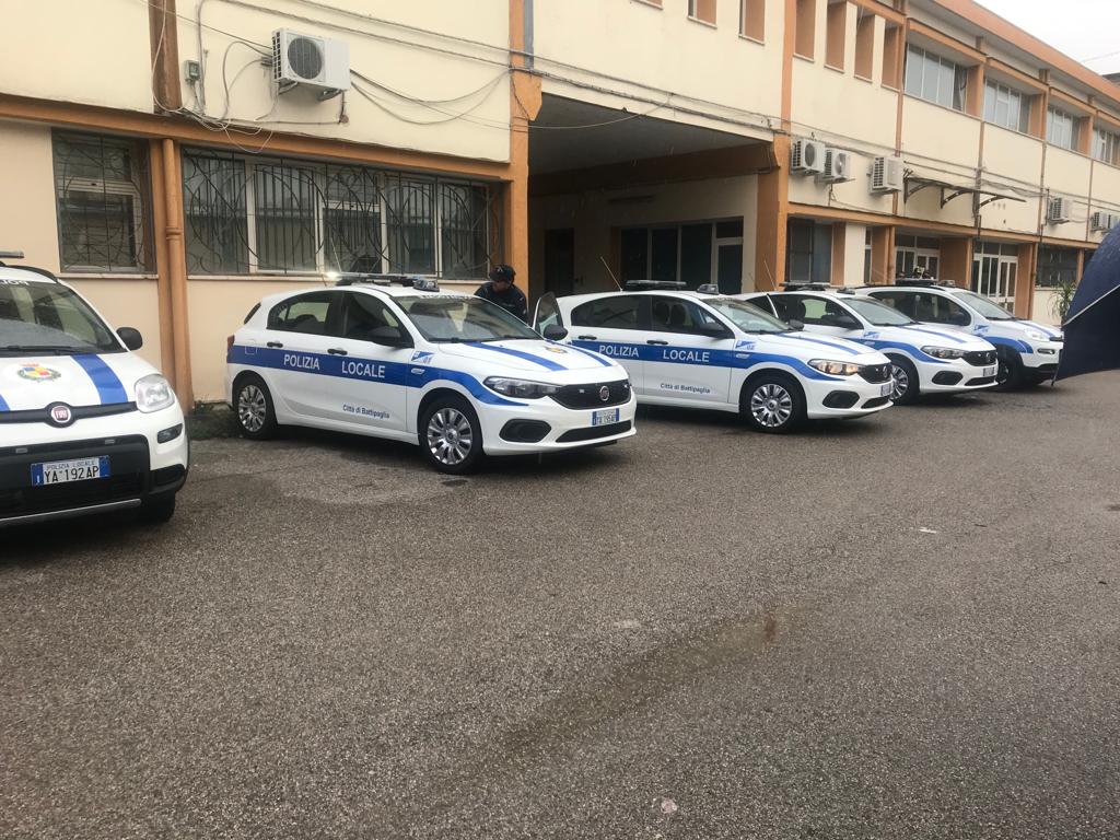 Battipaglia, aggredisce due vigili urbani: nei guai 36enne