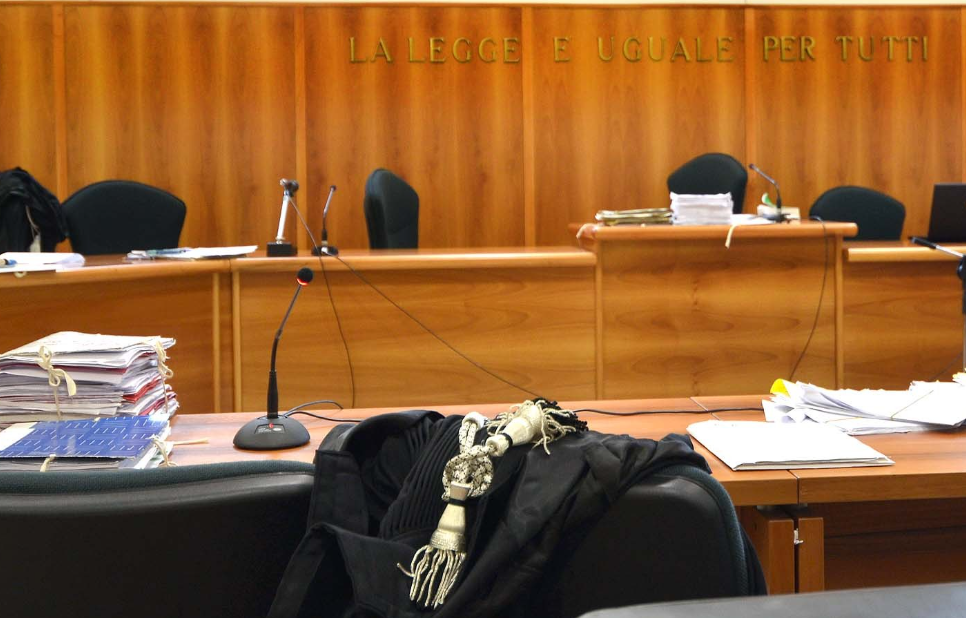 Nocera, usura: assolti Mariniello e compagna