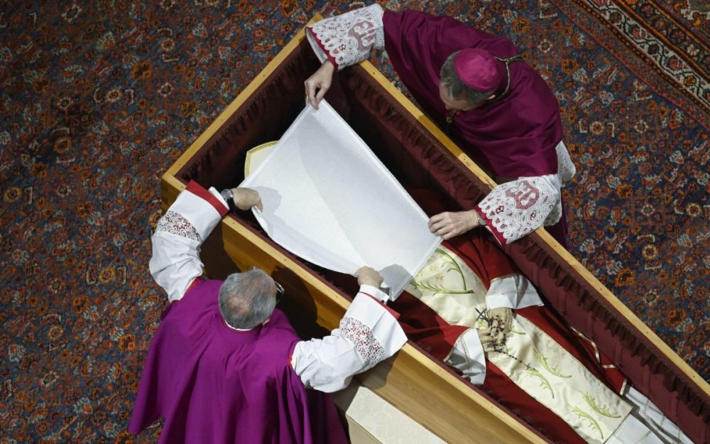 Morte Papa Francesco, l’ultimo saluto a Bergoglio