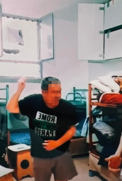 Balli in carcere, sui social altri video degli ebolitani