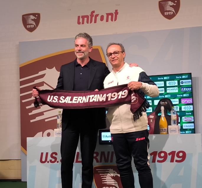 Salernitana, presentato il nuovo allenatore