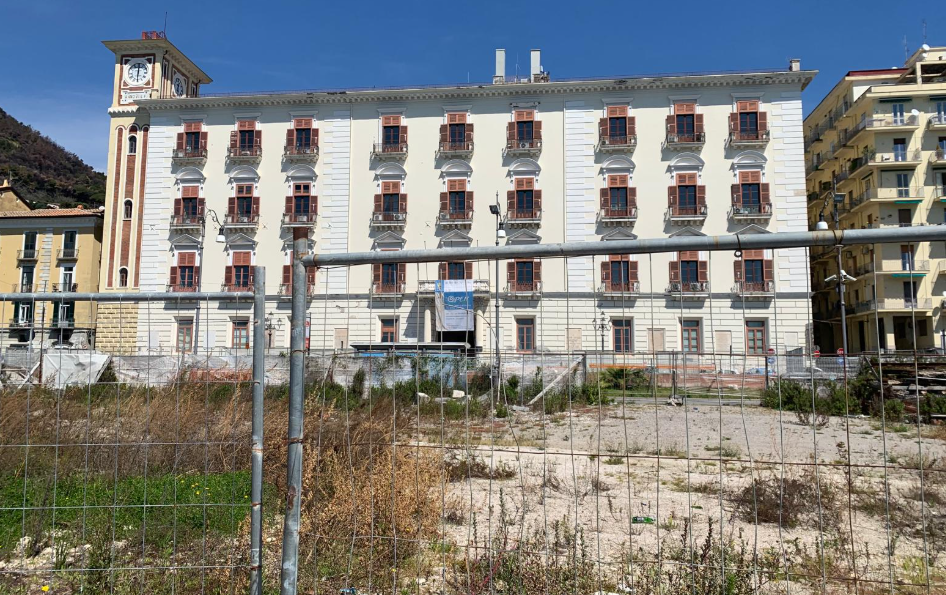 Provincia, via all’era Napoli fra i veleni al Comune di Salerno e a… casa