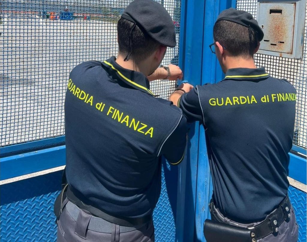 Frode nella distribuzione di Gpl: sequestrate bombole a Scafati