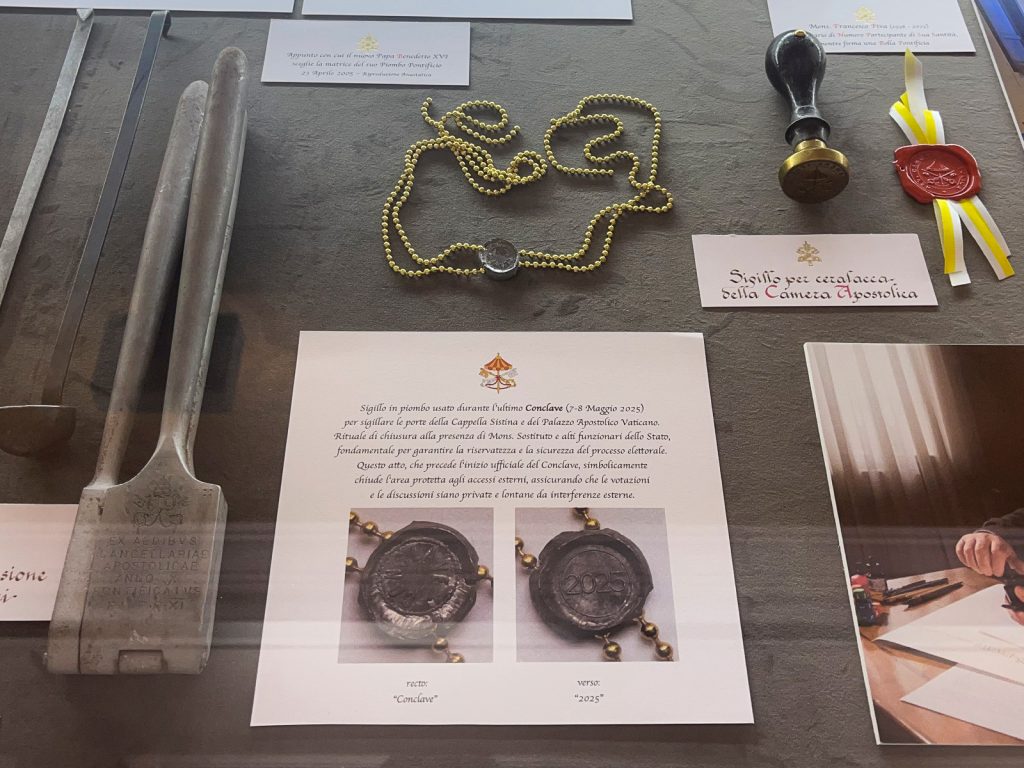Il Sigillo del Conclave di Papa Leone XIV a Salerno