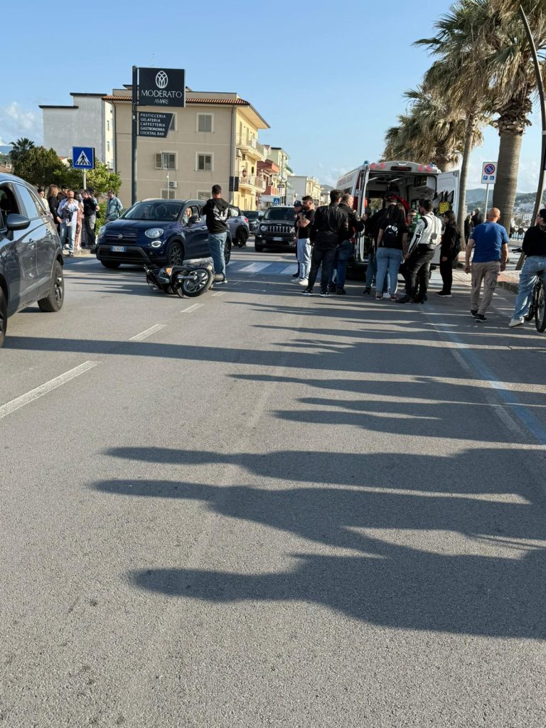 Agropoli, coppia di anziani investita davanti a una gelateria