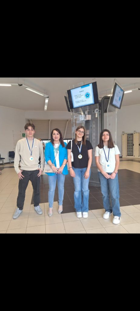 Tre alunni del Liceo “Perito” di Eboli trionfano ai Giochi Matematici