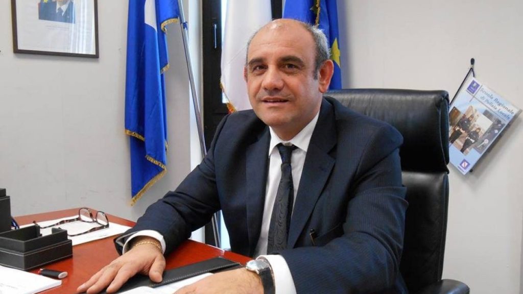 Il gip sull’arresto del sindaco Fortunato: «Il paese era diventato “il mondo di Giovanni”»