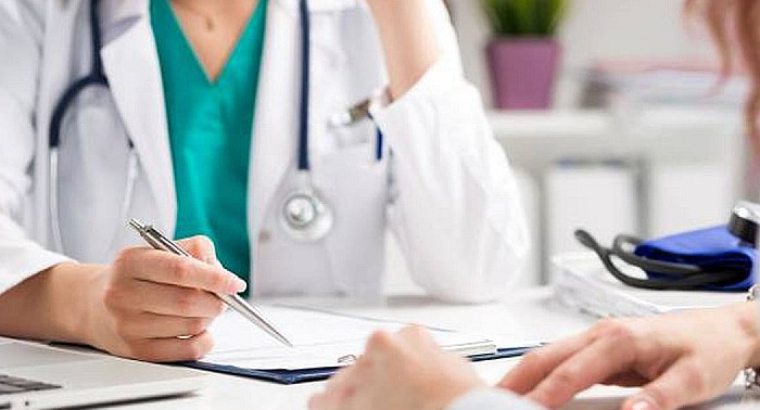 Eboli, medico rifiuta di prescrivere farmaco: donna cardiopatica rischia di morire