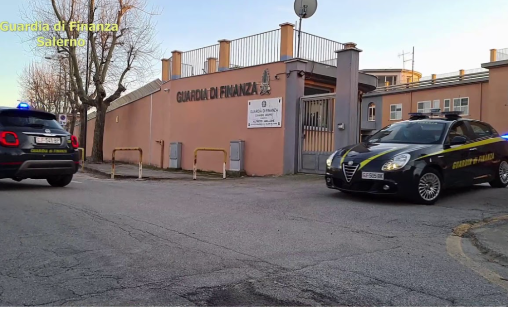 Salerno, incassa 100mila euro coi social: scoperta l’influencer “evasore”