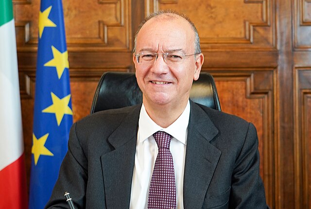 La visita del ministro Valditara a Salerno, gli studenti: «Contestazione bloccata»