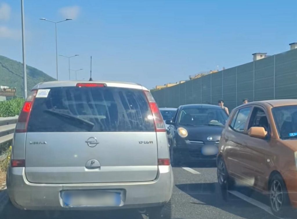 Incidente in tangenziale a Salerno: la mobilità si paralizza