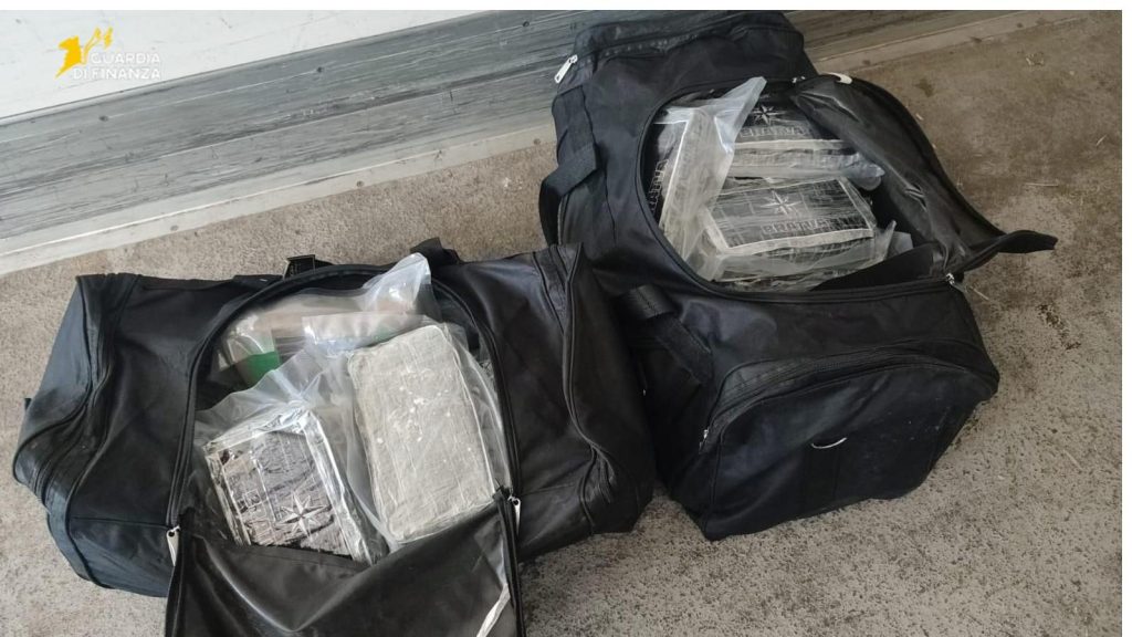 Salernitano sorpreso con un carico di cocaina milionario: arrestato a Catania