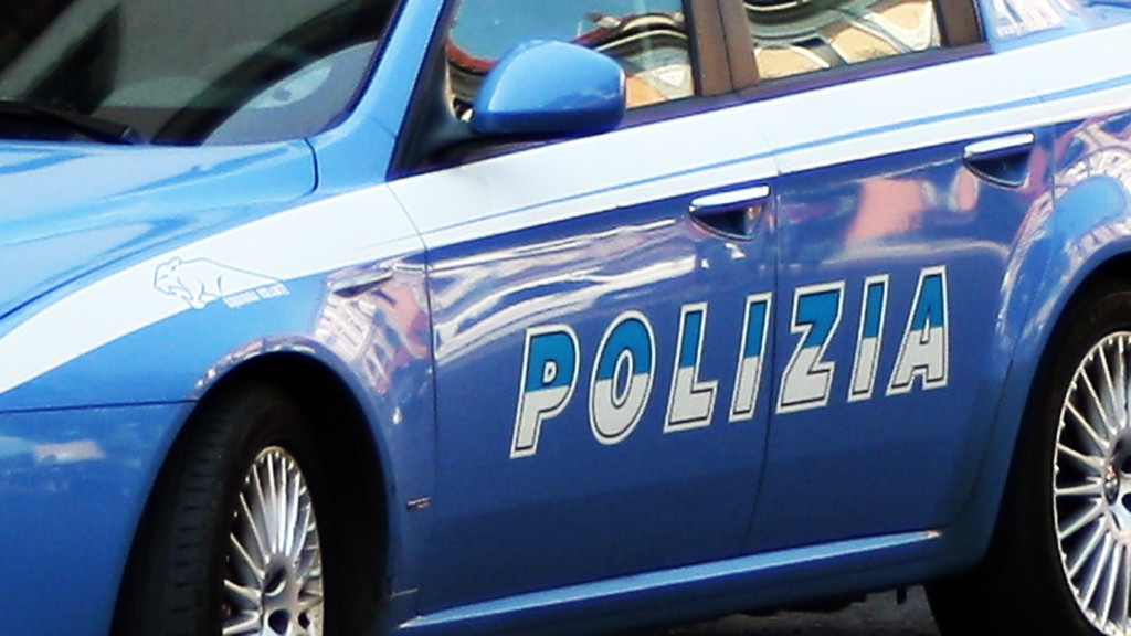 Battipaglia, in auto con un silenziatore per arma: arrestato